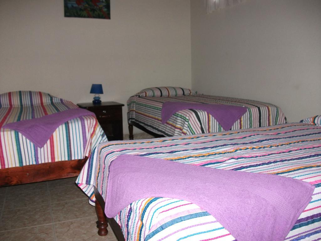 Hotel & Hostal Yaxkin Copán Oda fotoğraf